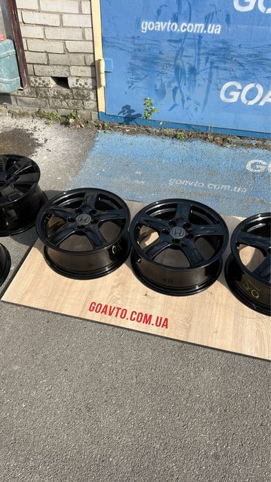 Goauto диски Honda 5/114,3 r16 et55 6,5j dia64,1 як нові чорний глянец