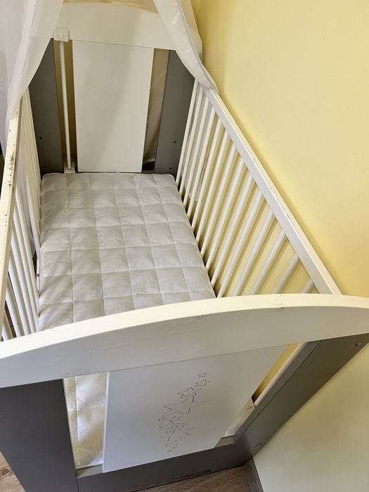 Lóżeczko dziecięce + baldachim