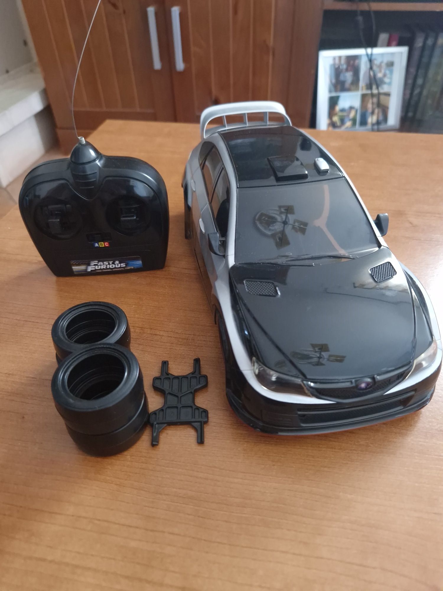 Subaru Impreza FF4 telecomandado NIKKO