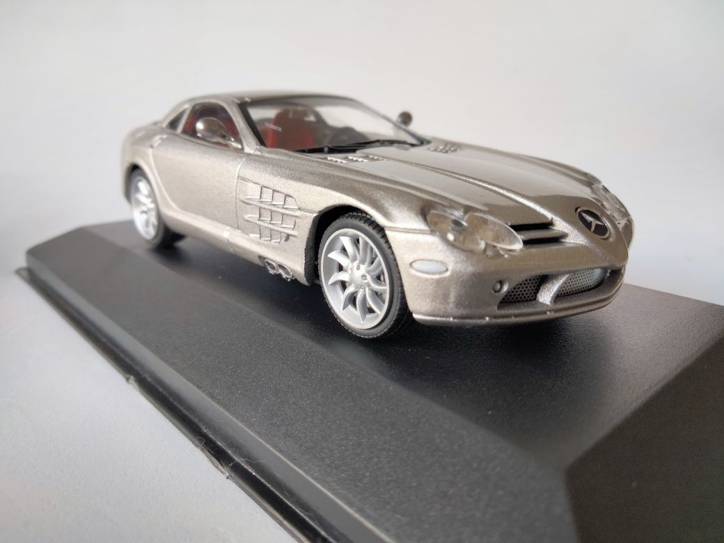 1:43 Mercedes SLR McLaren (2003)