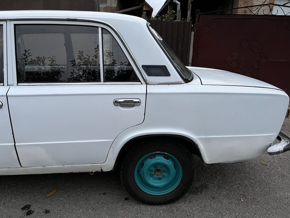 Продам автомобиль Ваз 21011