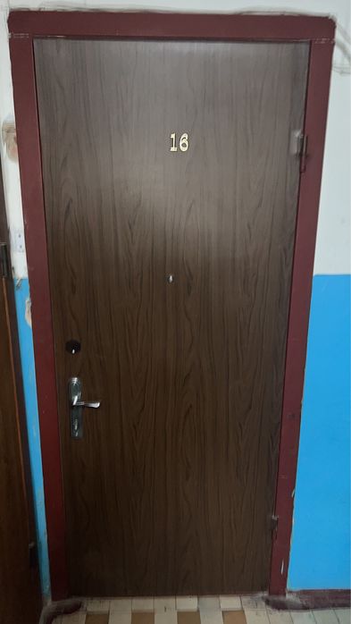 Двері вхідні металеві
