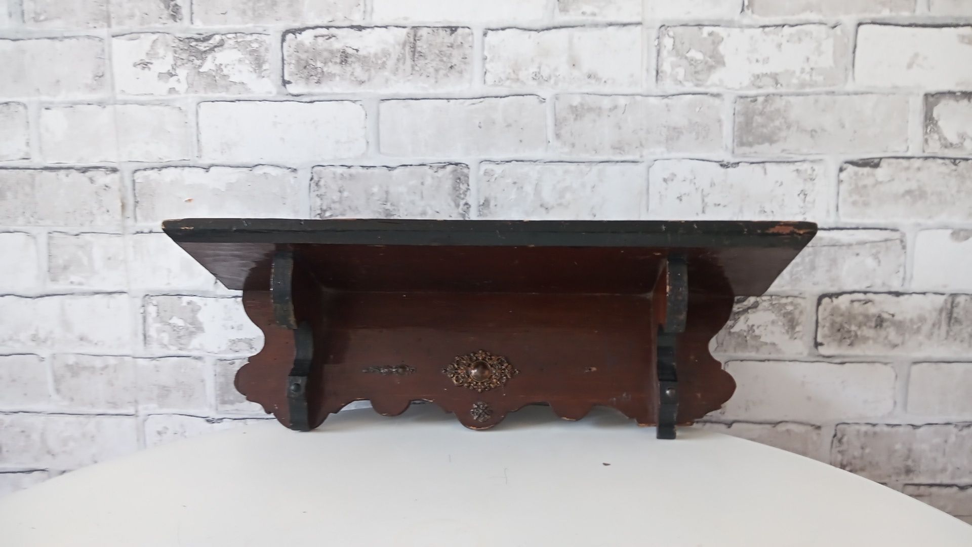Wieszak ścienny półka antyczna 55 cm