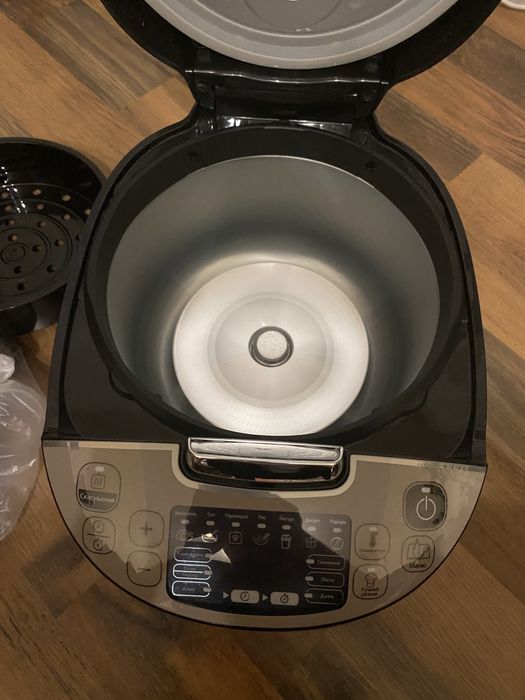 Мультиварка Tefal Essential Multicooker