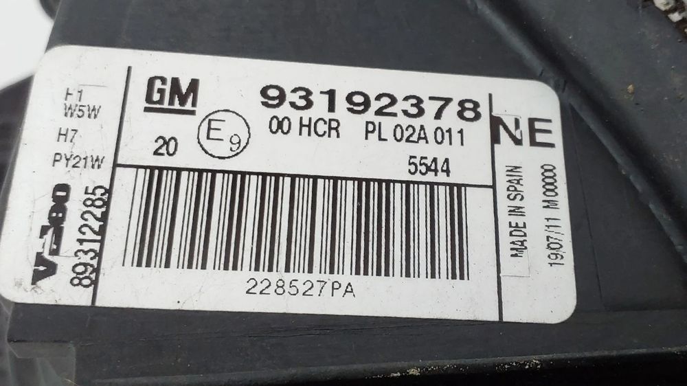 Ótica / farol direita OPEL Vectra C Caravan