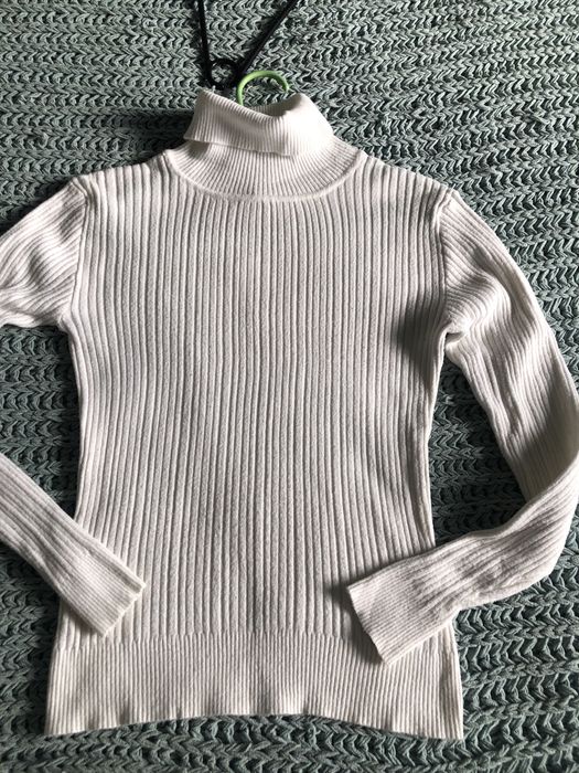 Bialy prazkowany golf primark w bdb stanie uniwersalny super sie preze