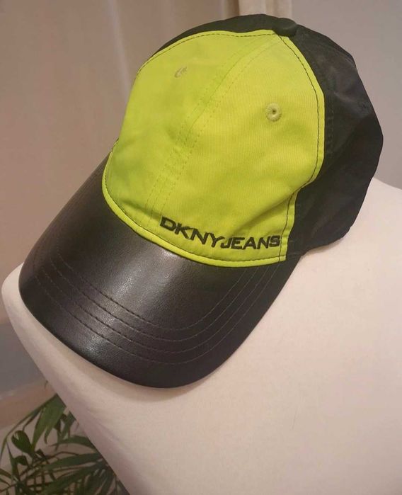 Czapka z daszkiem DKNY