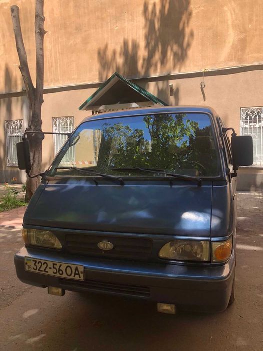 Микроавтобус KIA Besta 2.7D