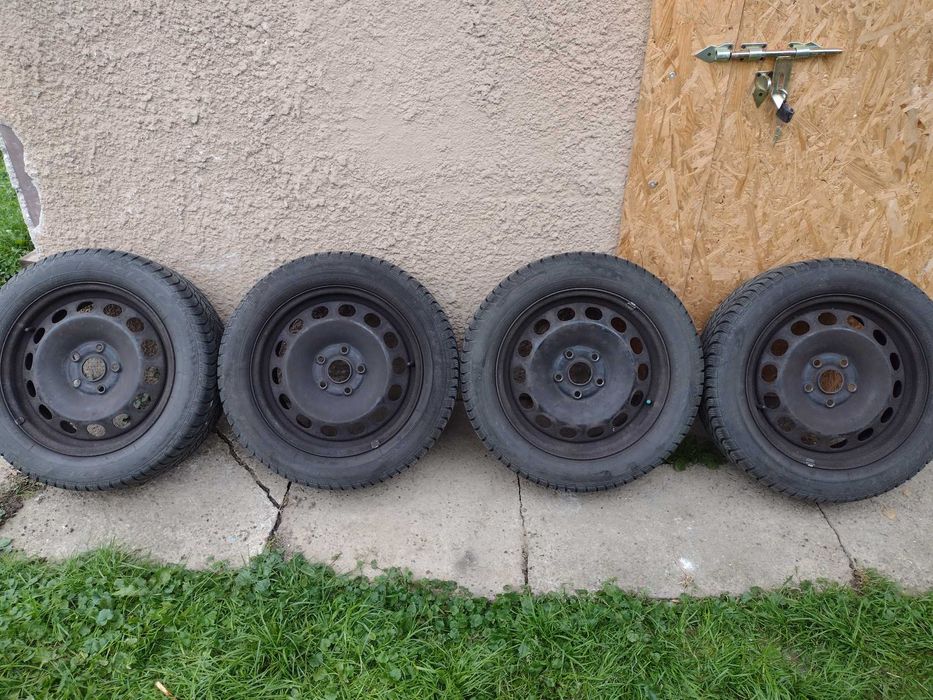 Komplet 4 kół - 4 Opony 205/55/16R Zimowe, Stalowe Felgi, kołpaki Audi