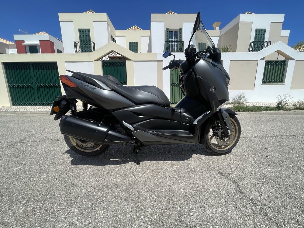 Yamaha 300 Xmax Tech Max