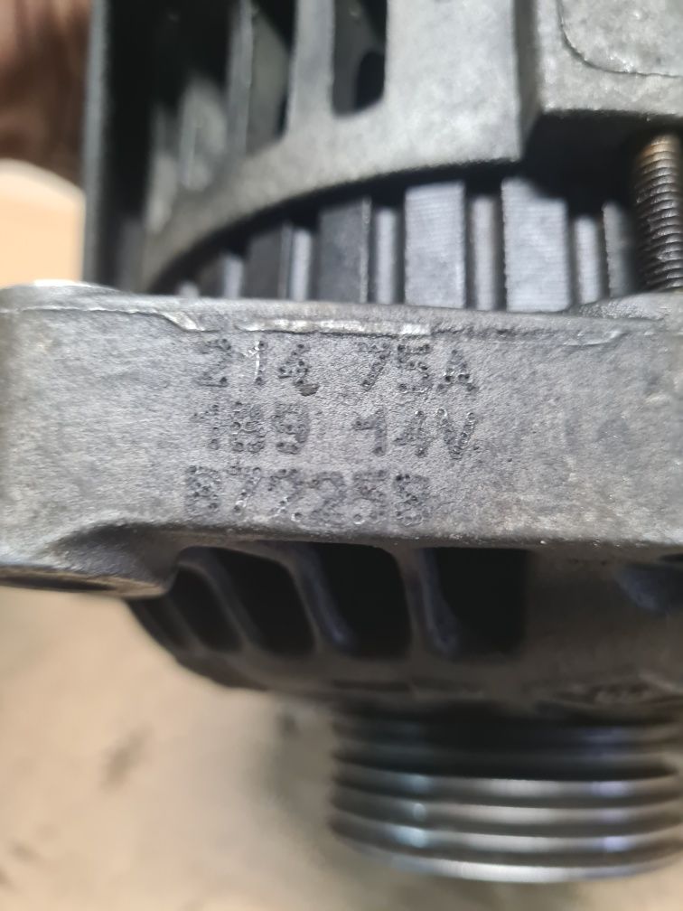 Генератор Renault Clio Kango 75A Код 872258