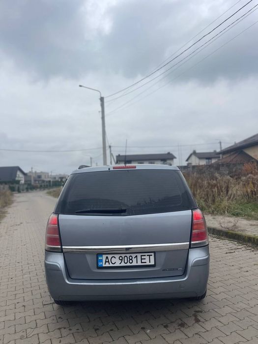 Продам opel zafira b 1.9