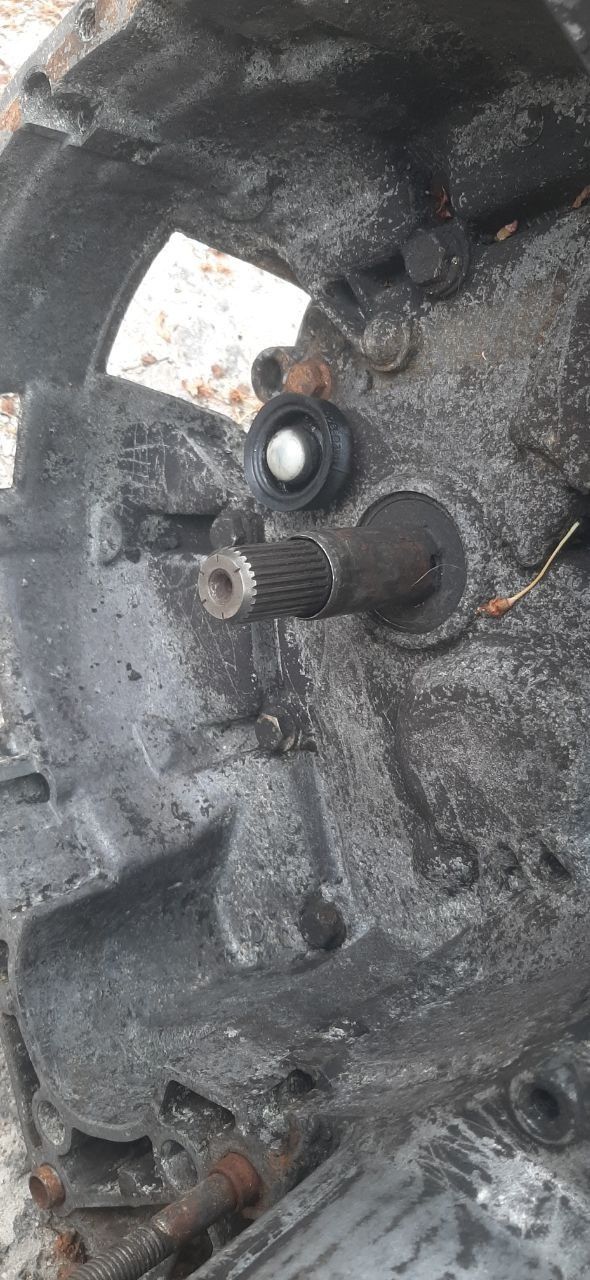 КПП Volvo 440 460 1.8 8v коробка

передач т55-373m