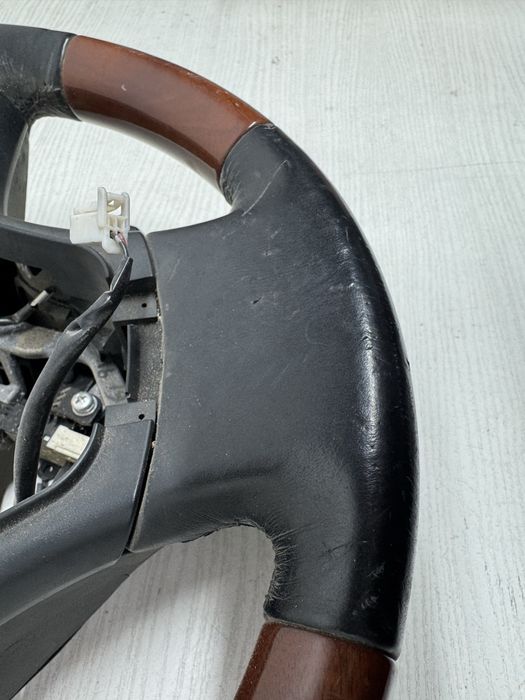 Руль Lexus RX дерево