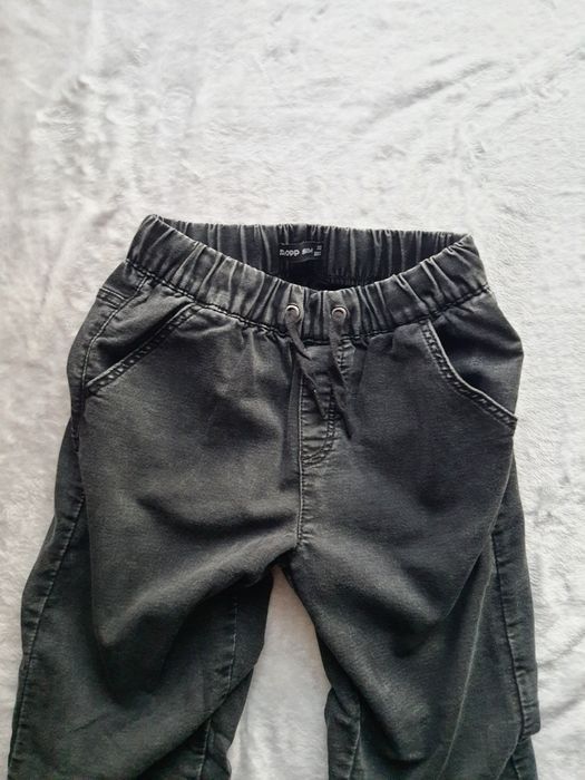 Joggery damskie Cropp