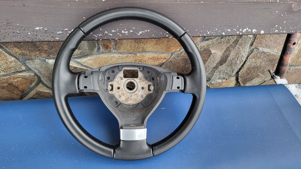 Руль Фольксваген Гольф 5,VW passat B 6, caddy, jetta.