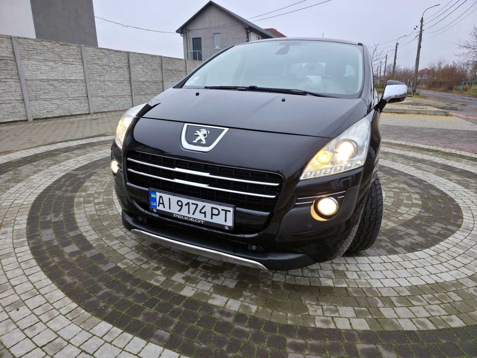 Peugeot 3008 2.0 HDi дизель HYbrid4 2012