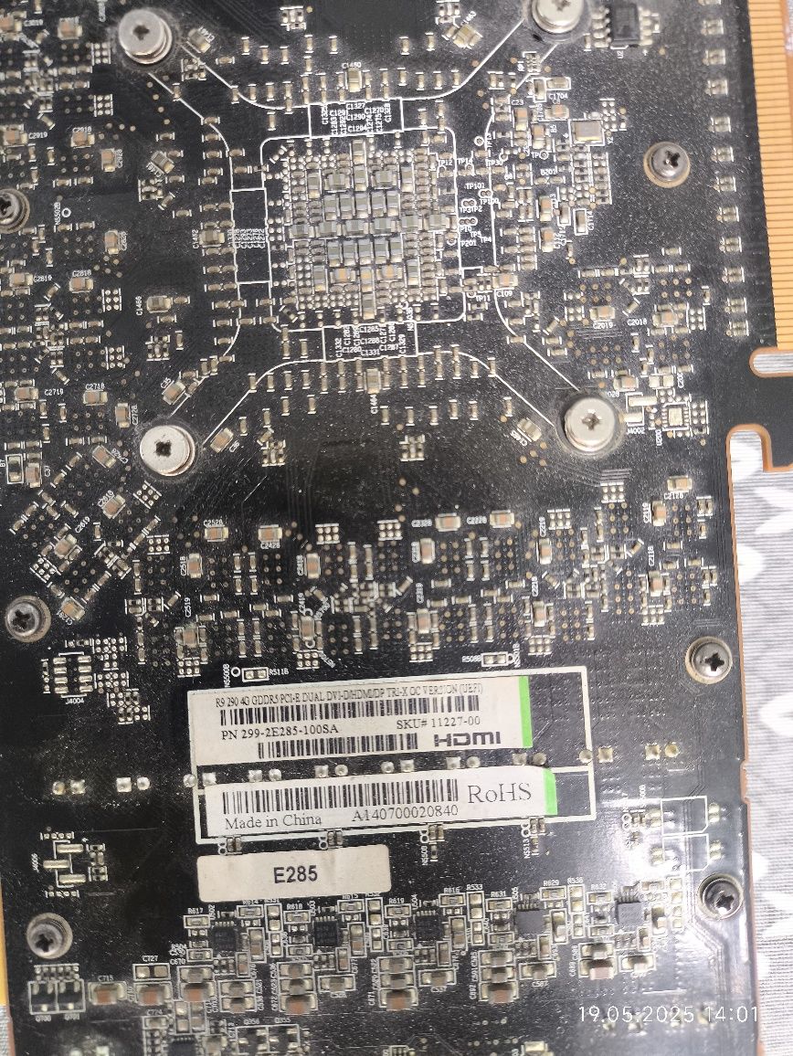 Karta graf R9 Radeon 4gb