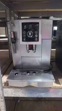 кавомашина Delonghi ECAM 23.210