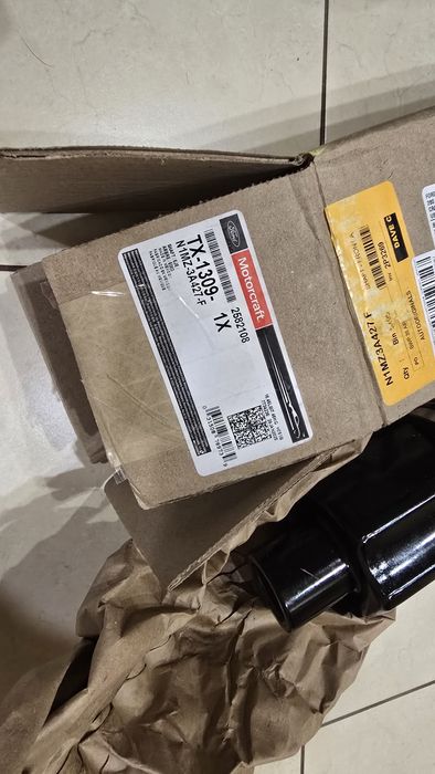 Ford Explorer Lincoln Aviator 2020 2021  2022 Полуось Піввісь передня