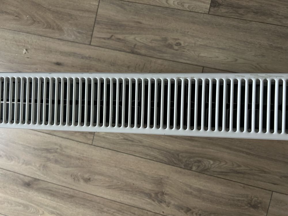 Kaloryfer / grzejnik bialy  140x50