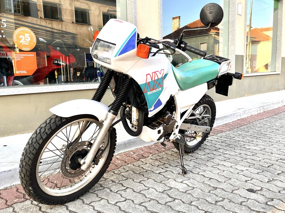 Honda NX 250  Branca