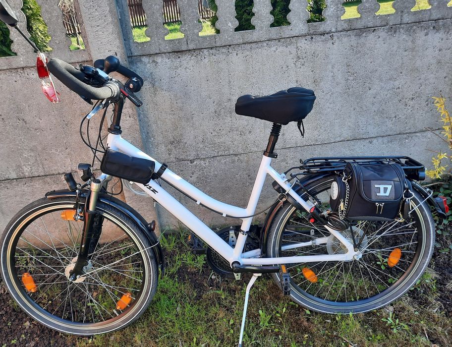 Rower turystyczny uniwersalny Niemiecki z Rowerland w Monachium, zmowa