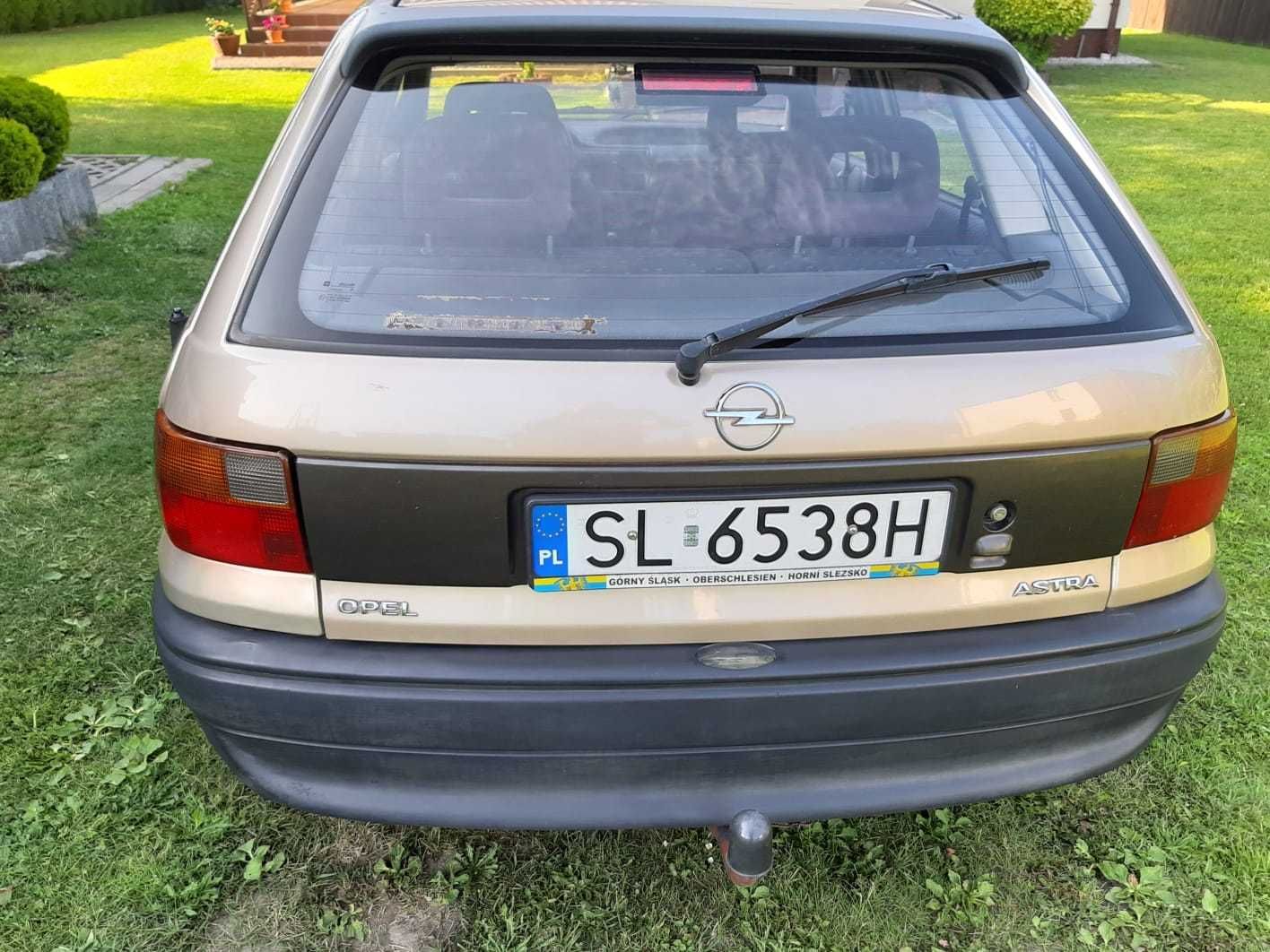 Opel Astra F 1.4 rok prod. 1998