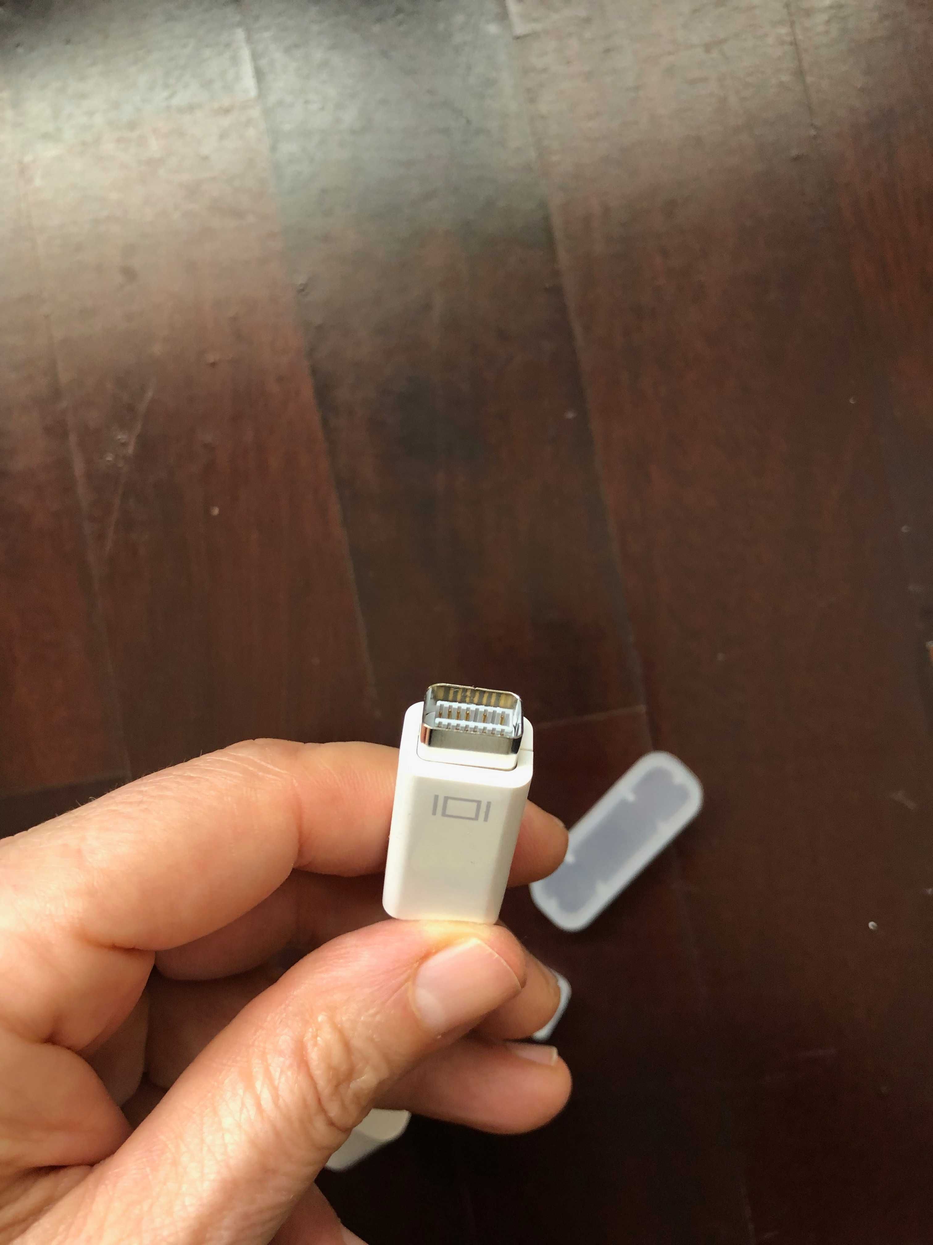 Adaptador Mini DisplayPort para VGA. Original Apple. NOVO.