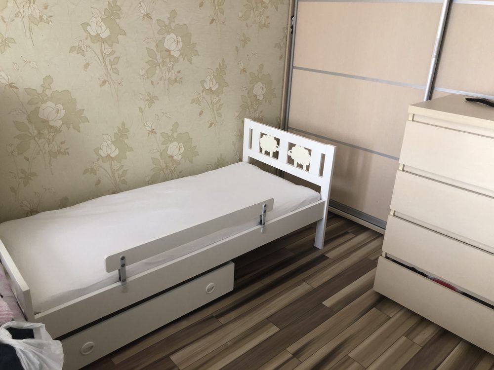 Кровать IKEA, 160