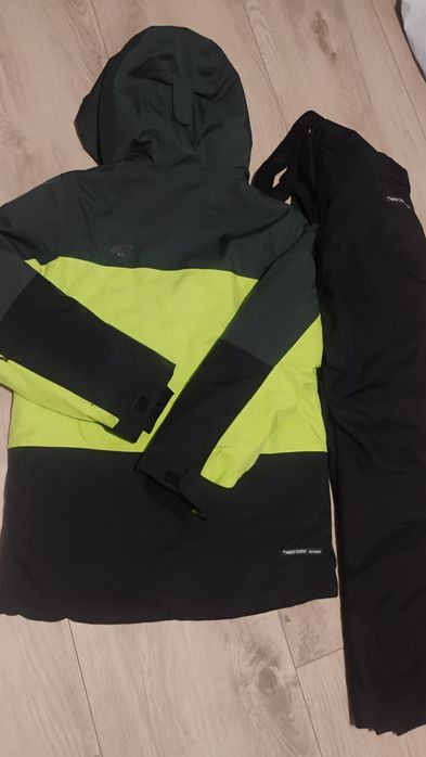 Kombinezon narciarski 4F r.158 NeoDry 10 000