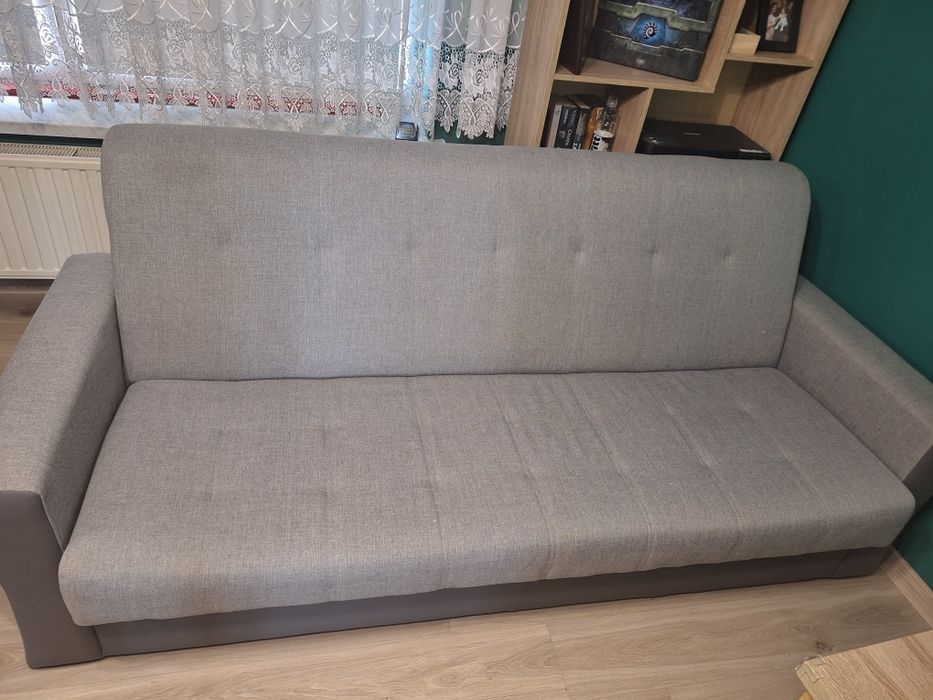 Sprzedam kanapę z funkcją spania.