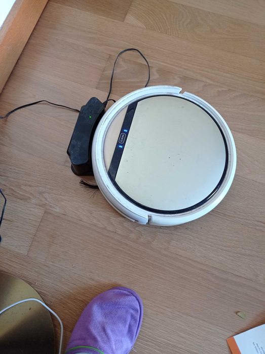 Robot aspirador e mopa