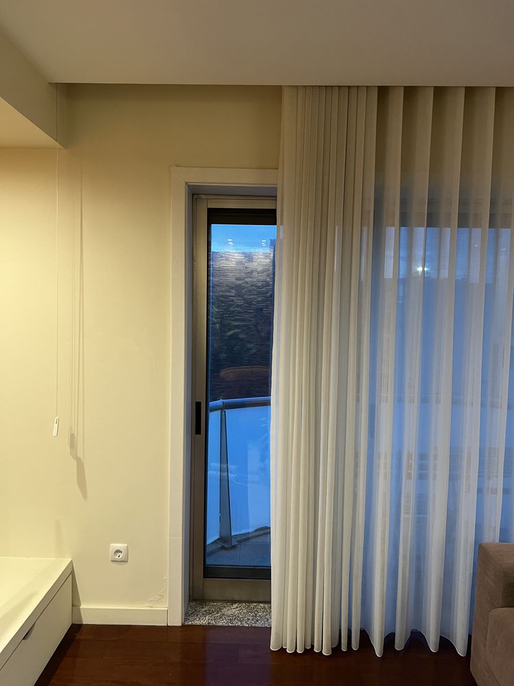 Cortinados / Cortinas com sistema de ondas 3,65 m
