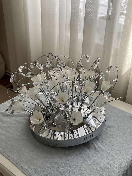 Lampa sufitowa glamour srebrna kwiaty