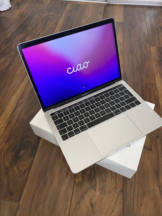 MacBook Pro 13 Intel Core i5 512GB 8GB Iris 550 A1706