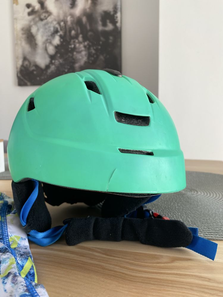Kask narciarski S kominiarka w komplecie:)
