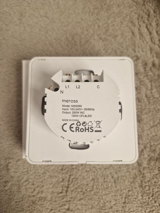 Przełącznik światła smart wifi