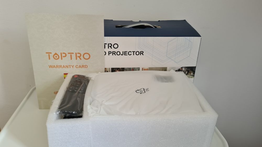 Mini Projetor Portátil TOPTRO