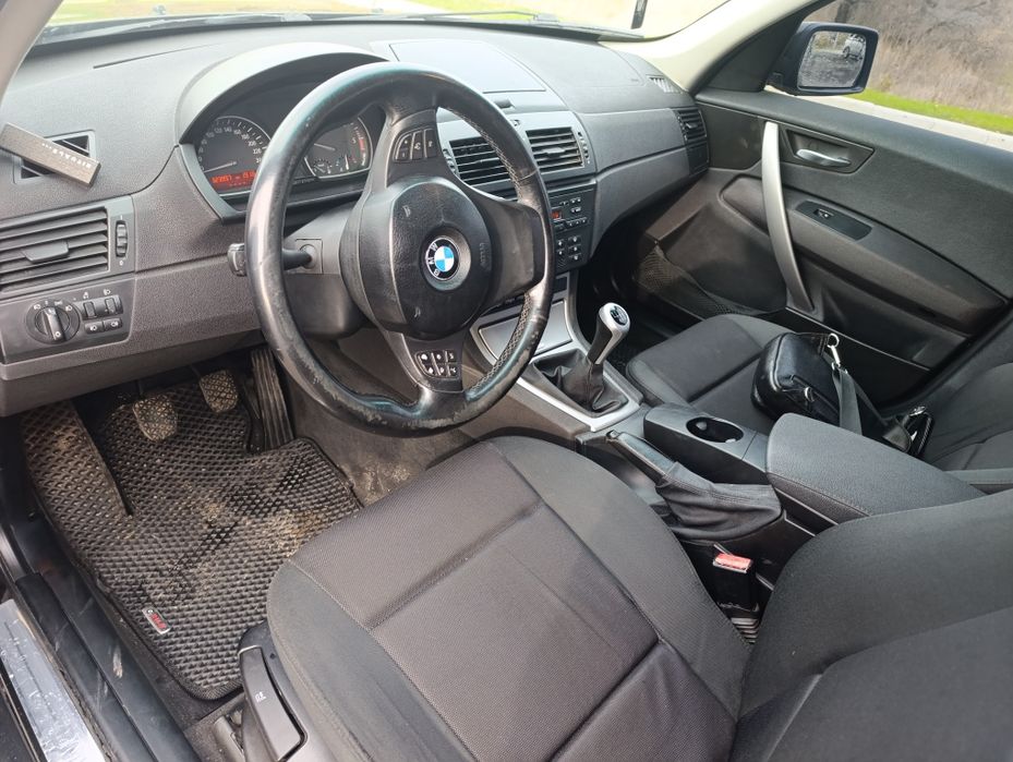 Продам БМВ Х 3 дизель 2.0на ручке