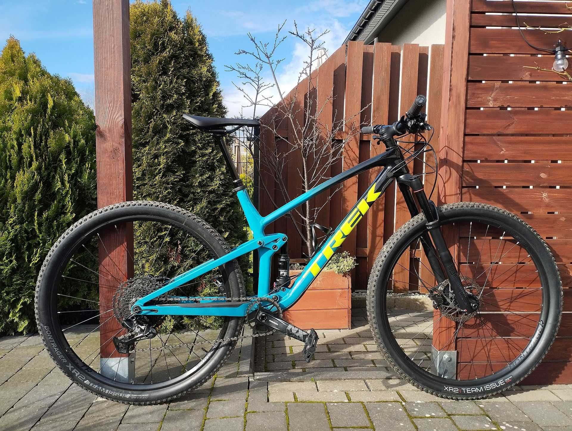 Zadbany carbonowy Trek Top Fuel 9.7 z rocznika 2021 rozmiar L.