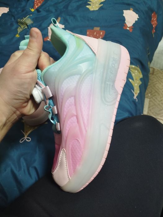 Кросовки ролики,состояние отличное