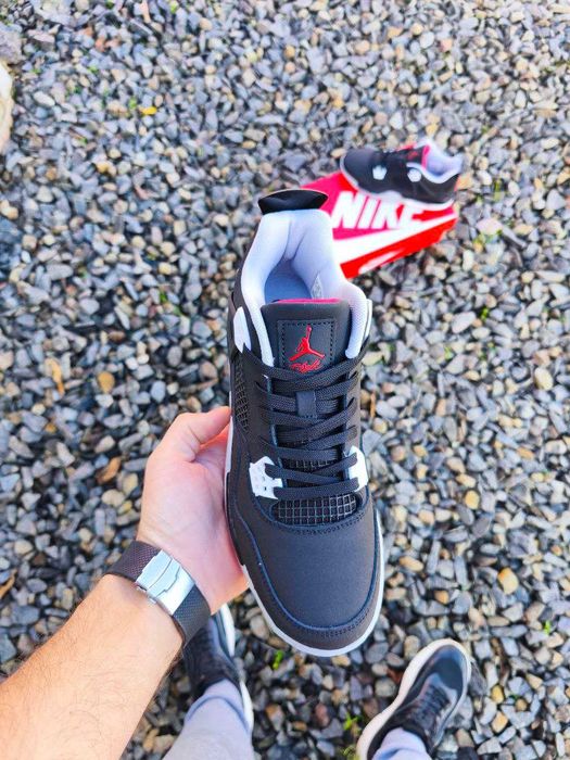 Кросівки демісезонні Nike Jordan 4 Retro підліткові розпродаж