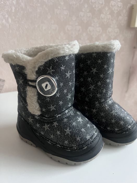 Продам дитячі зимові черевички  Alisa Line 20-21 розмір