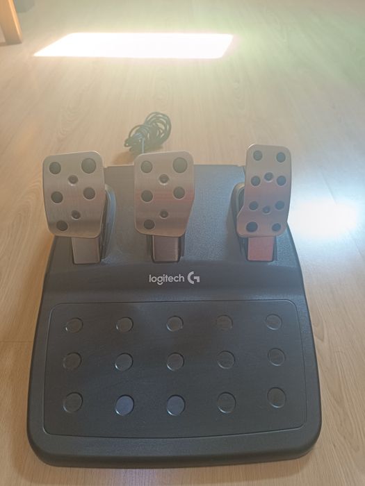 Volante Logitech G29 + Pedais