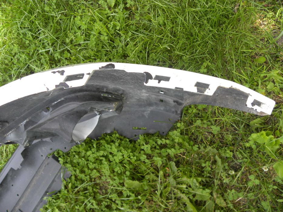 бампер пер., зад., Renault Sandero Stepway