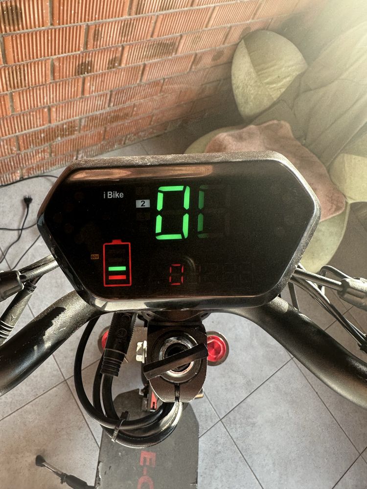 Електросамокат двомоторний Crosser Rocket 3200W/25Ah