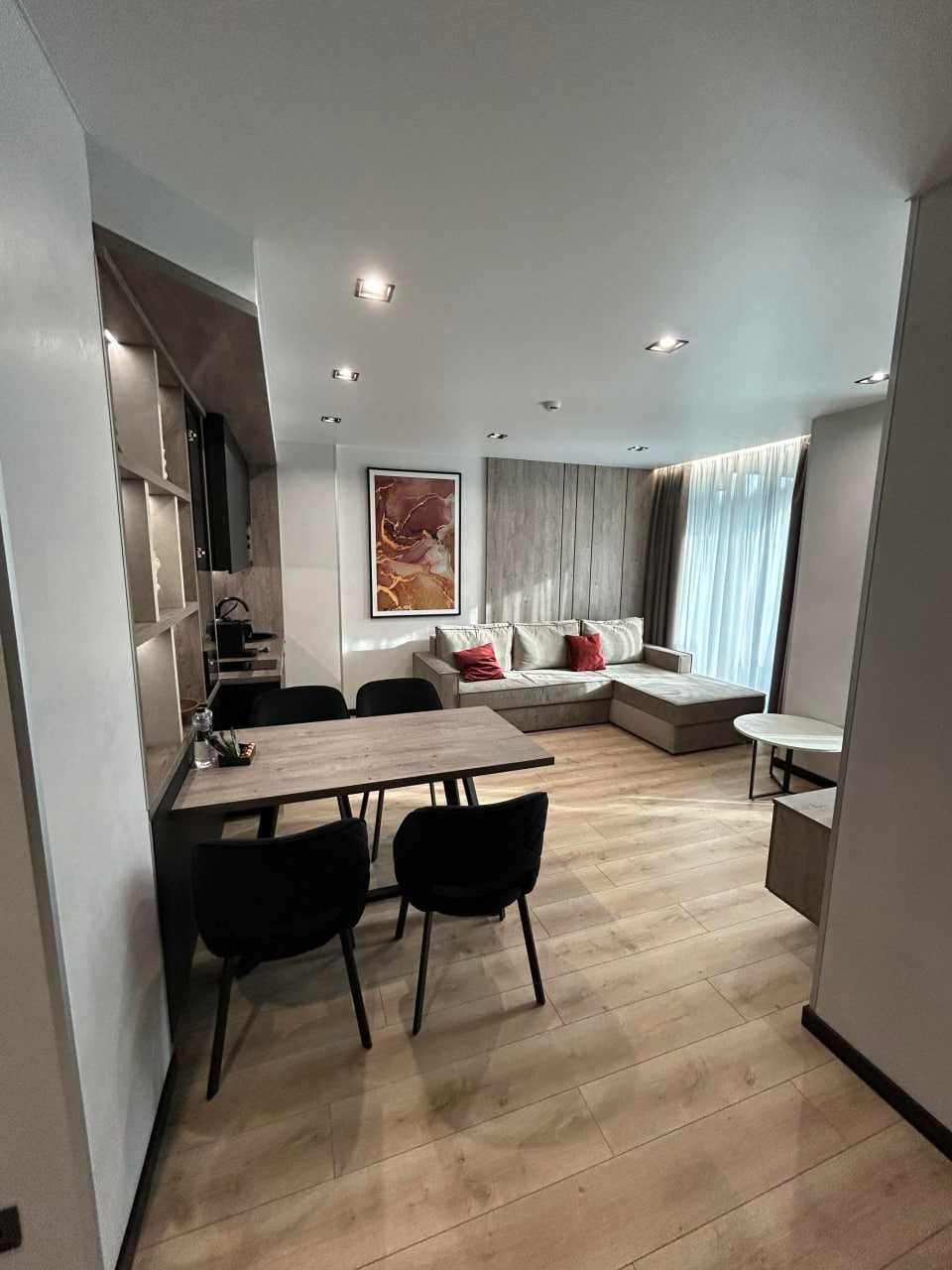 Довготривала оренда 1к+студії в Glacier Premium Apartments, Буковель