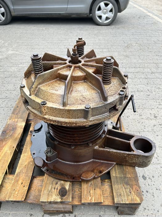 Przekladnia przekładnia skrzynia silnika rodzielajaca CLAAS JAGUAR