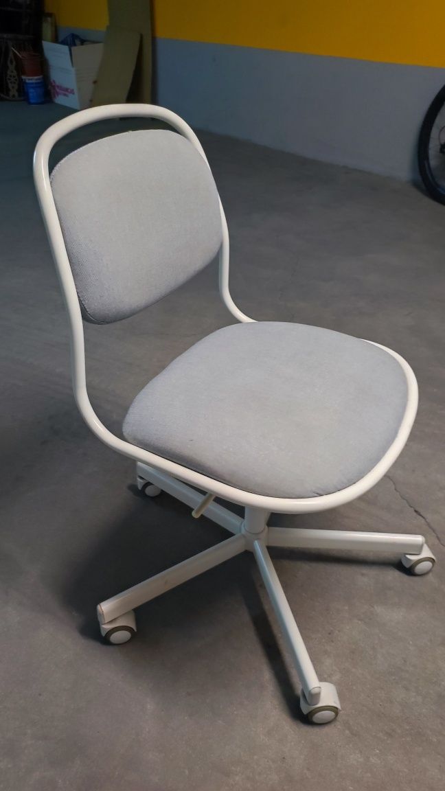 Cadeira de secretária IKEA
